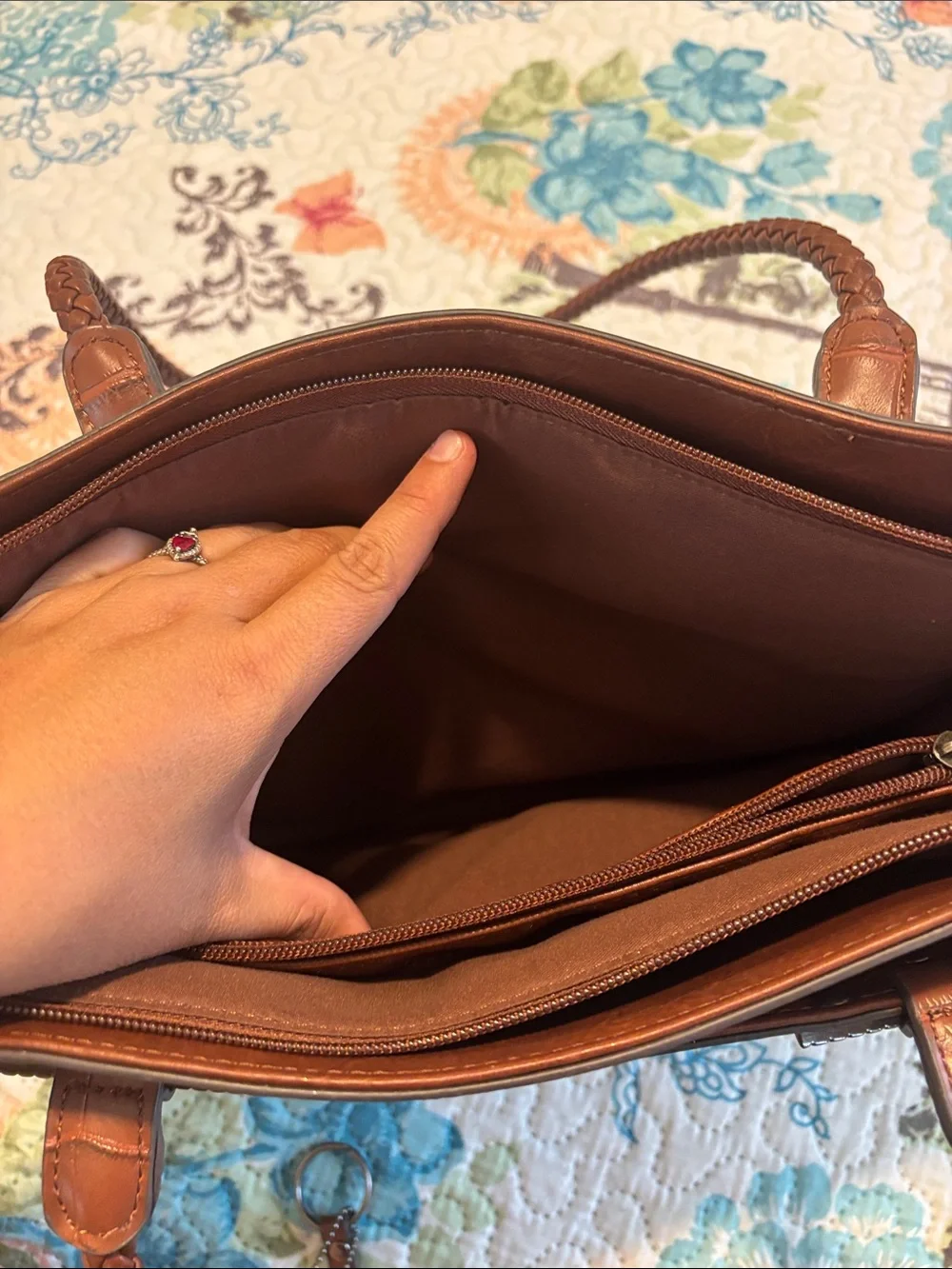 Bueno shoulder tote